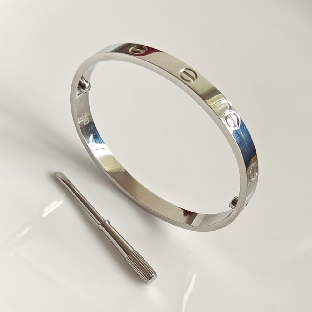 Screw Motif Stainless Steel Bangle Bracelet Size 15